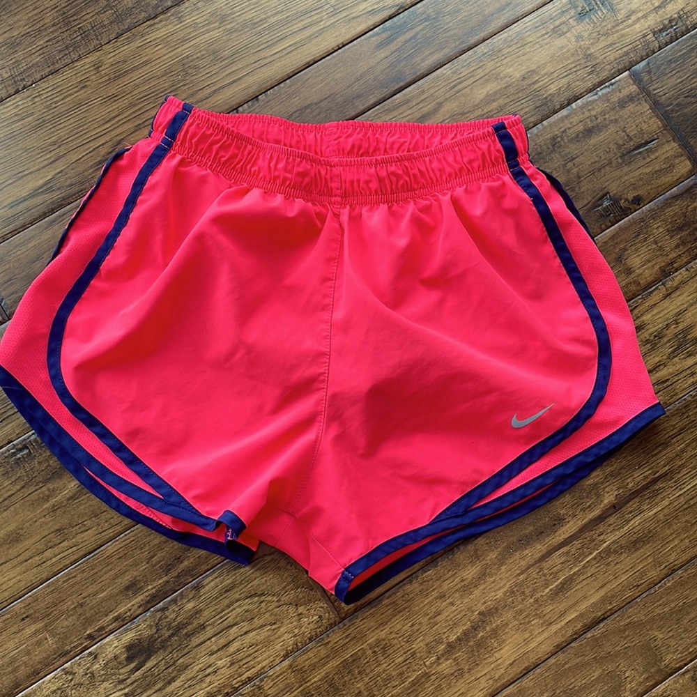 Dri-fit Nike pink and navy shorts Size Small